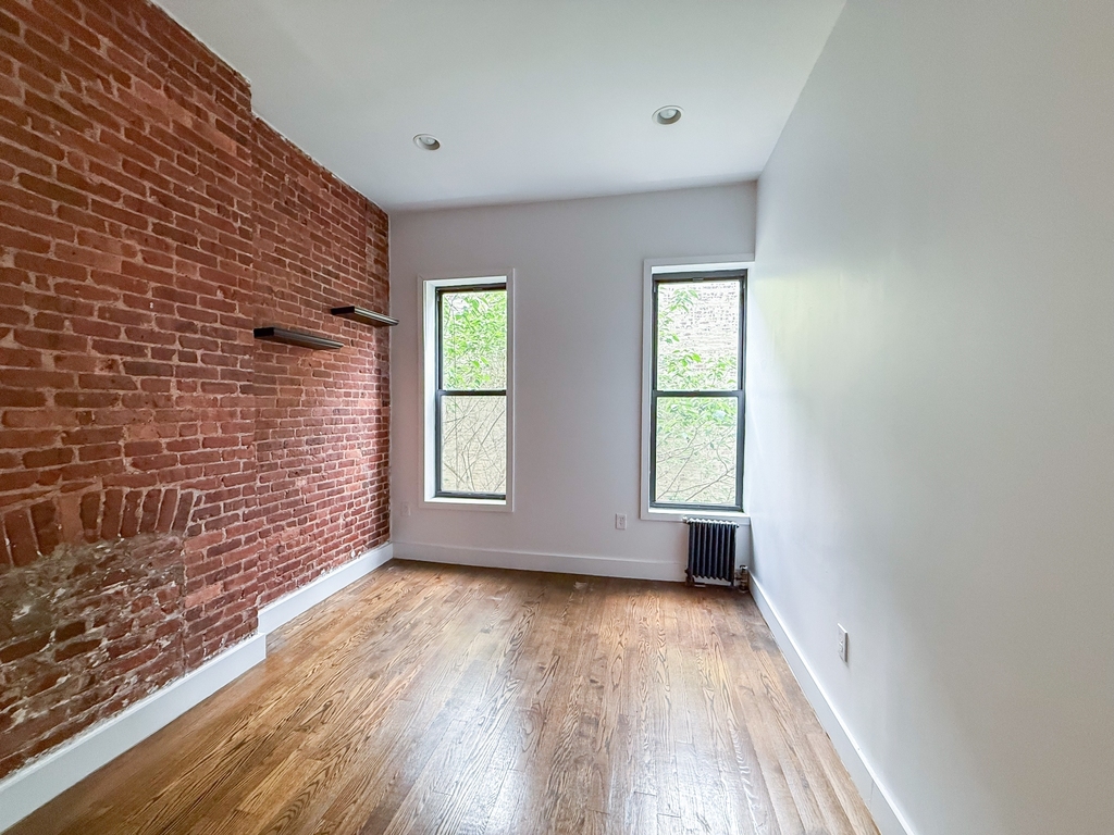1047 Bedford Avenue - Photo 6