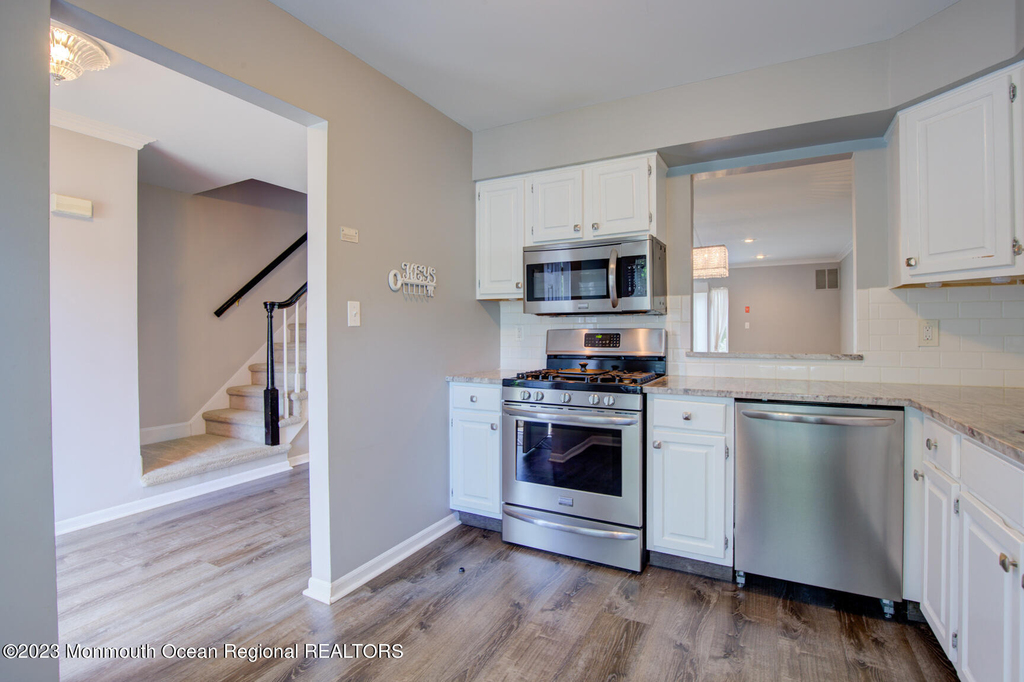 16 Gloucester Court - Photo 4