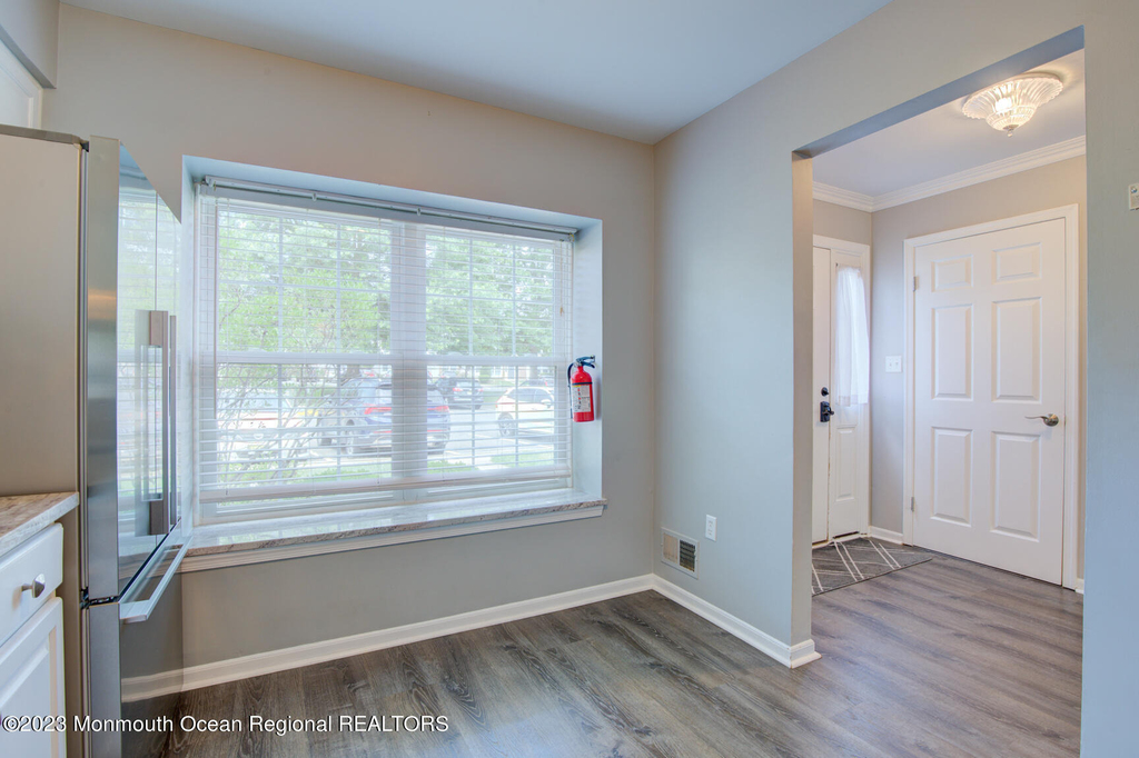 16 Gloucester Court - Photo 6
