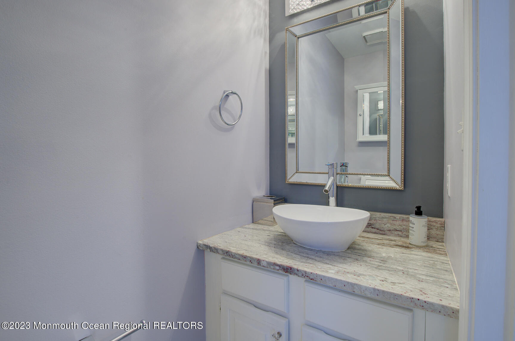 16 Gloucester Court - Photo 7