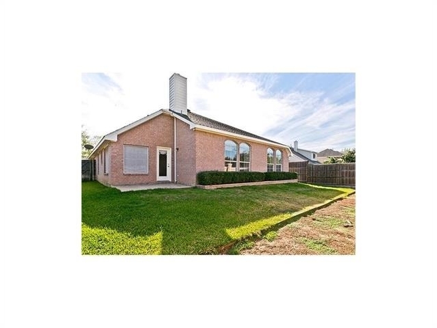 2448 Loch Haven Court - Photo 4