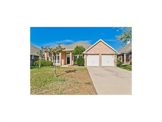 2448 Loch Haven Court - Photo 2