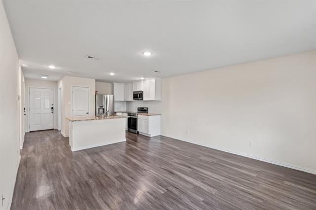 2417 Abigail Lane - Photo 3