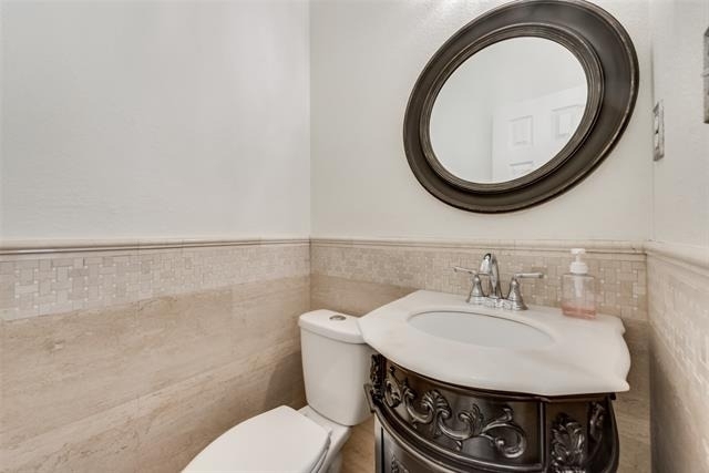 214 Sherwood Drive - Photo 13