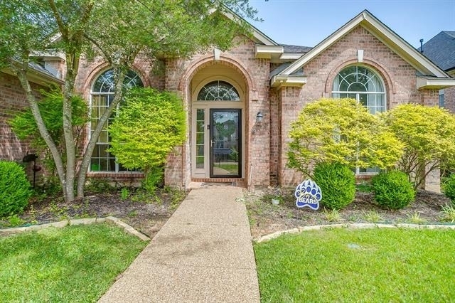 830 Doral Drive - Photo 2