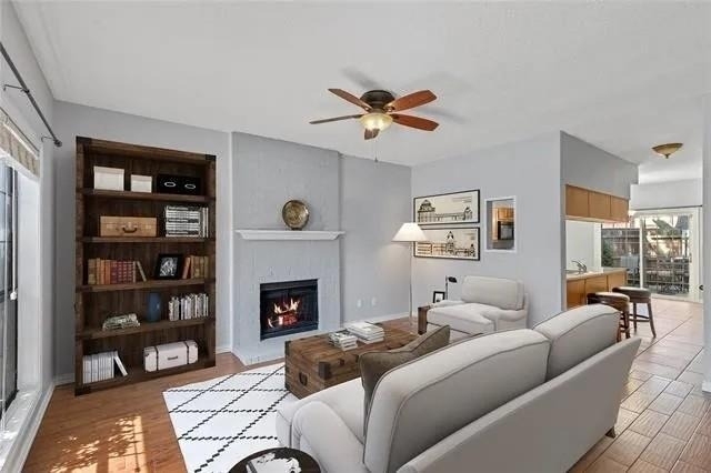234 Samuel Boulevard - Photo 2