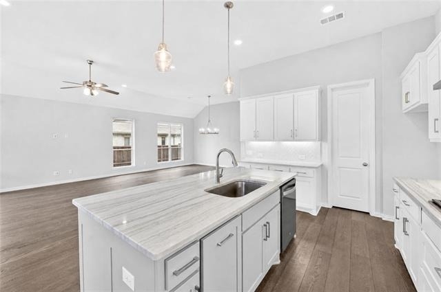 1636 Hydrangea Lane - Photo 9