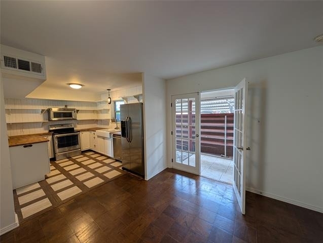 4715 Skillman Street - Photo 11