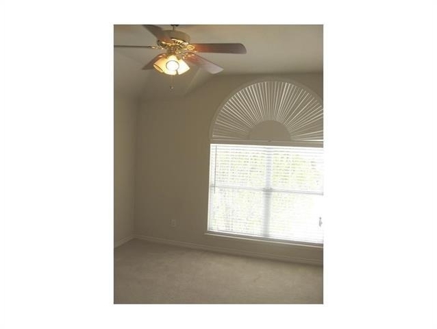 1313 Sunderland Court - Photo 4