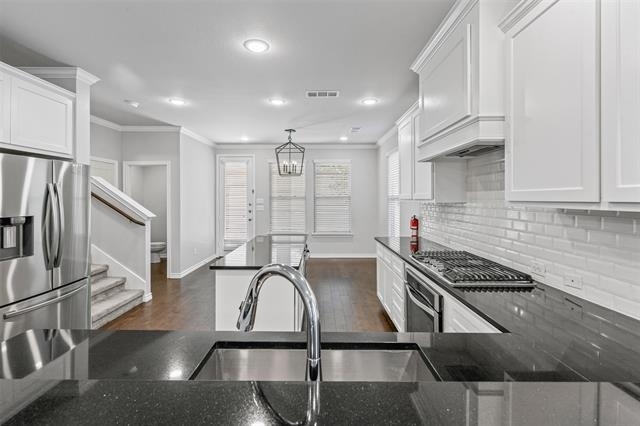 2611 Mccart Avenue - Photo 12