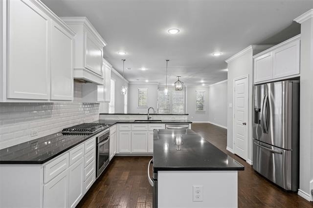 2611 Mccart Avenue - Photo 8