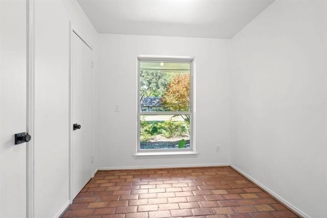3940 Shady Hill Drive - Photo 15