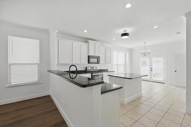 924 Charleston Lane - Photo 12