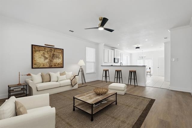 924 Charleston Lane - Photo 1