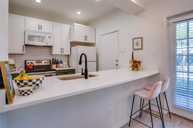 3105 San Jacinto Street - Photo 10