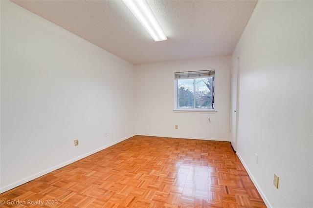 4009 Garland Avenue N - Photo 10