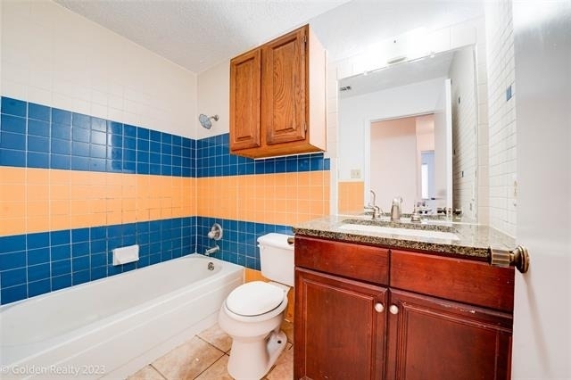 4009 Garland Avenue N - Photo 4