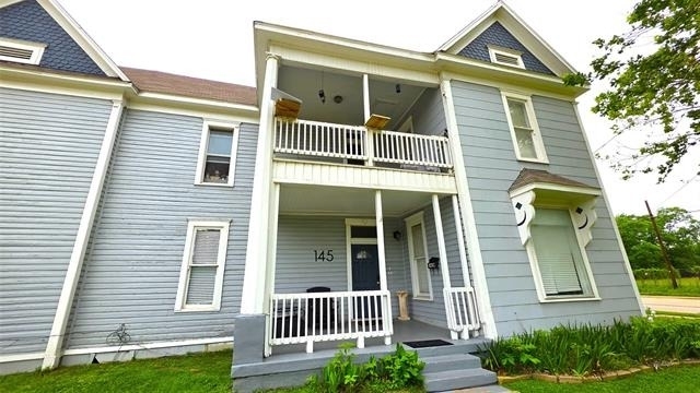 145 N Kealy Street - Photo 0