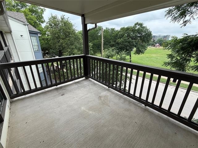 230 E 5th Street - Photo 9