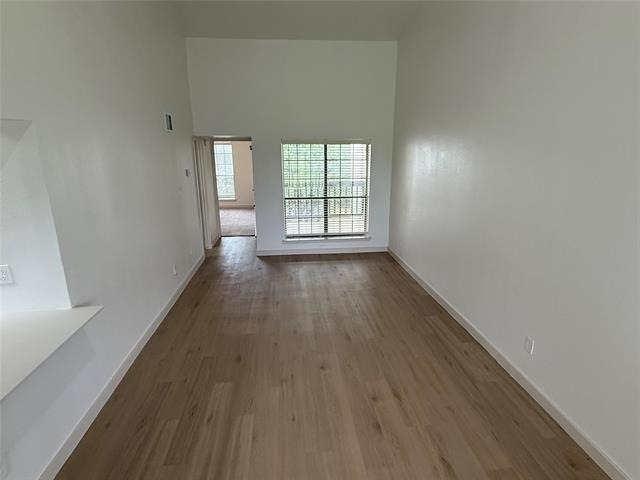 230 E 5th Street - Photo 7