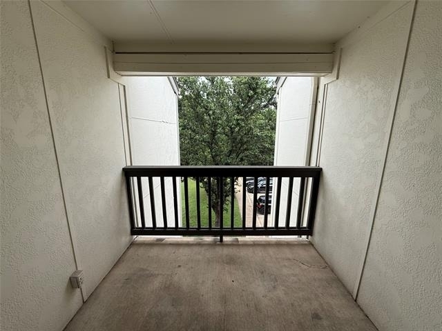 230 E 5th Street - Photo 12