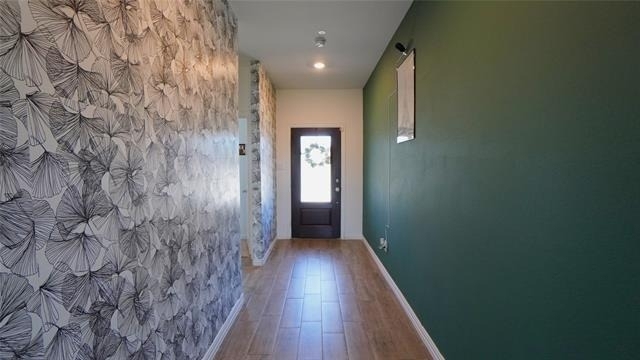 725 Alden Drive - Photo 2