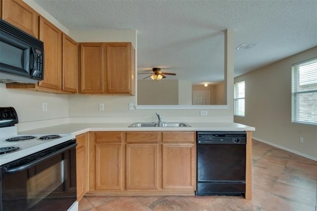 3833 Foxhound Lane - Photo 10