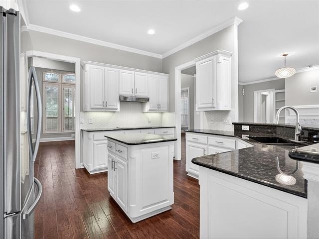 1210 Forest Hills Drive - Photo 12