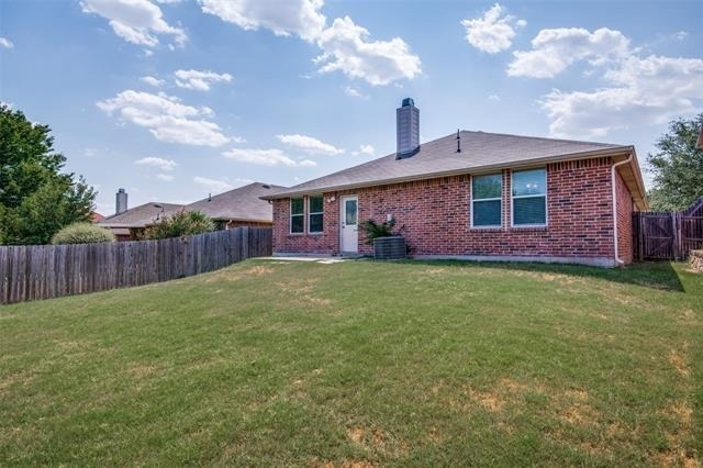 12638 Vandelia Street - Photo 11