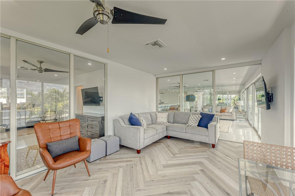 2717 Yacht Club Boulevard - Photo 10