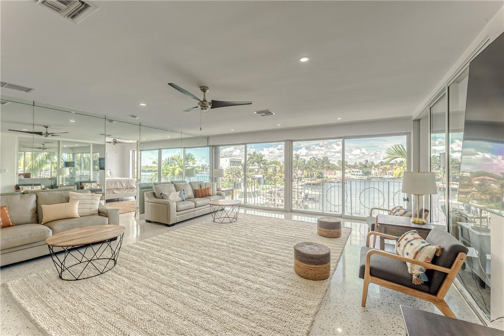 2717 Yacht Club Boulevard - Photo 4