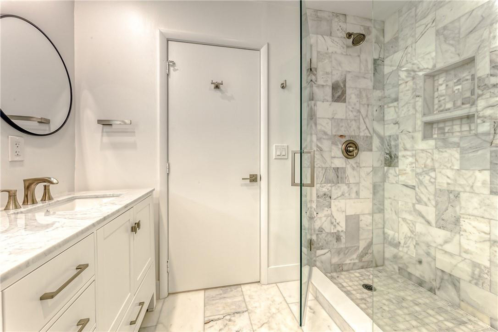 2717 Yacht Club Boulevard - Photo 22