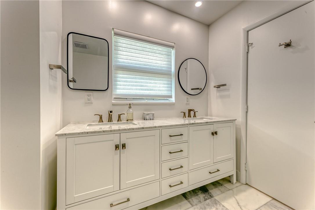 2717 Yacht Club Boulevard - Photo 21