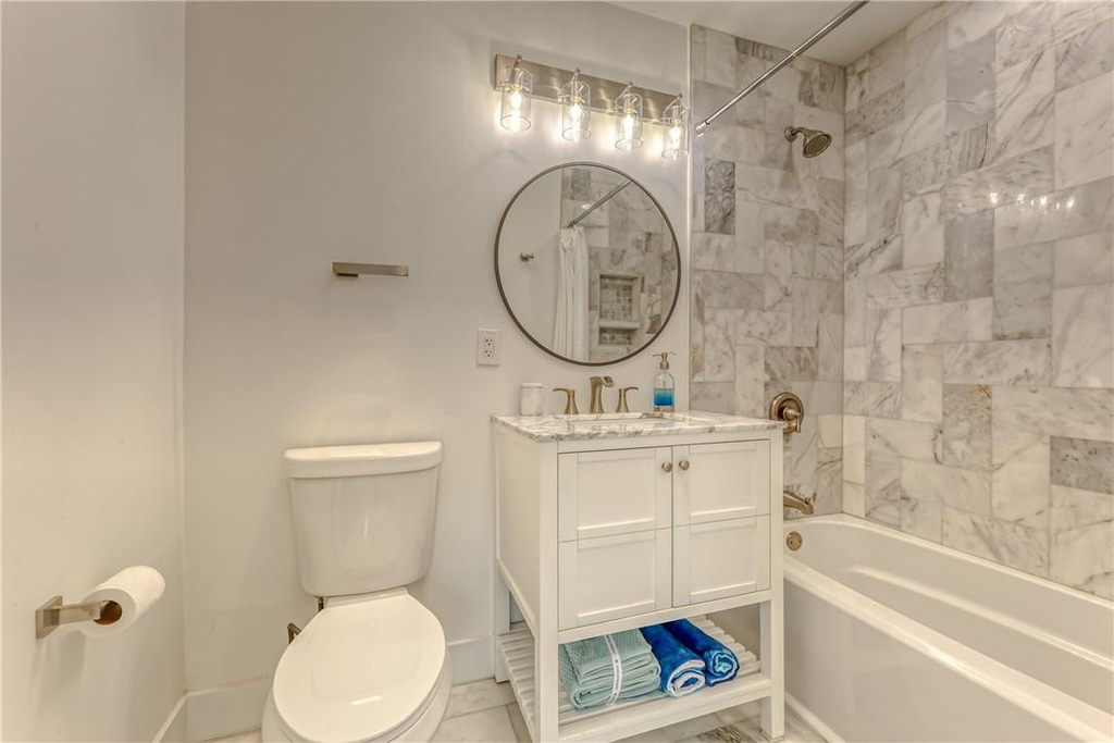 2717 Yacht Club Boulevard - Photo 28
