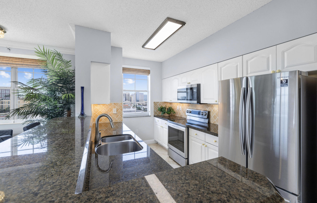 616 Clearwater Park Road - Photo 45