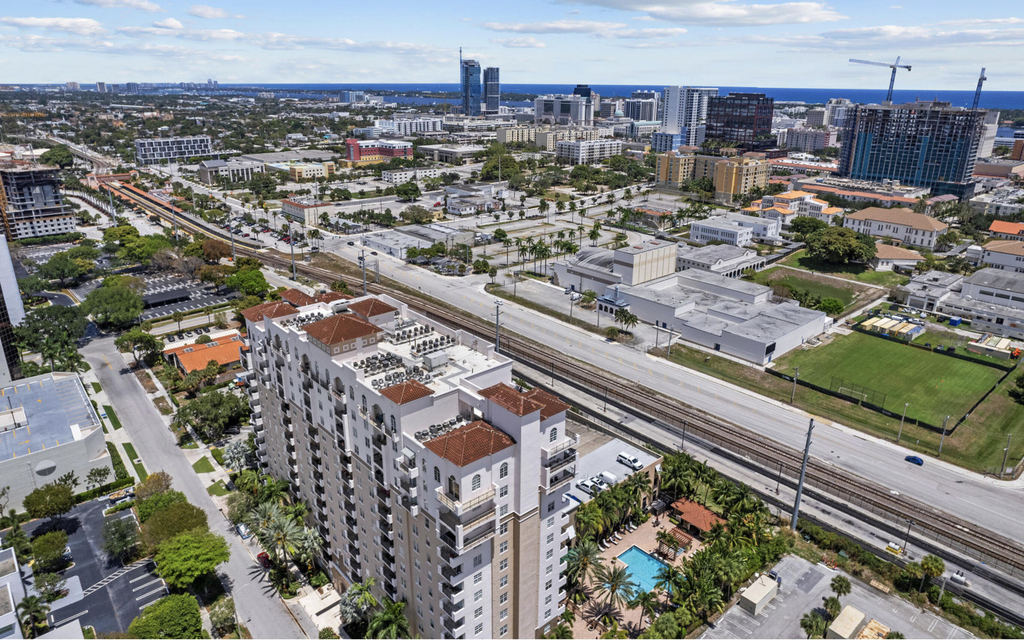 616 Clearwater Park Road - Photo 8