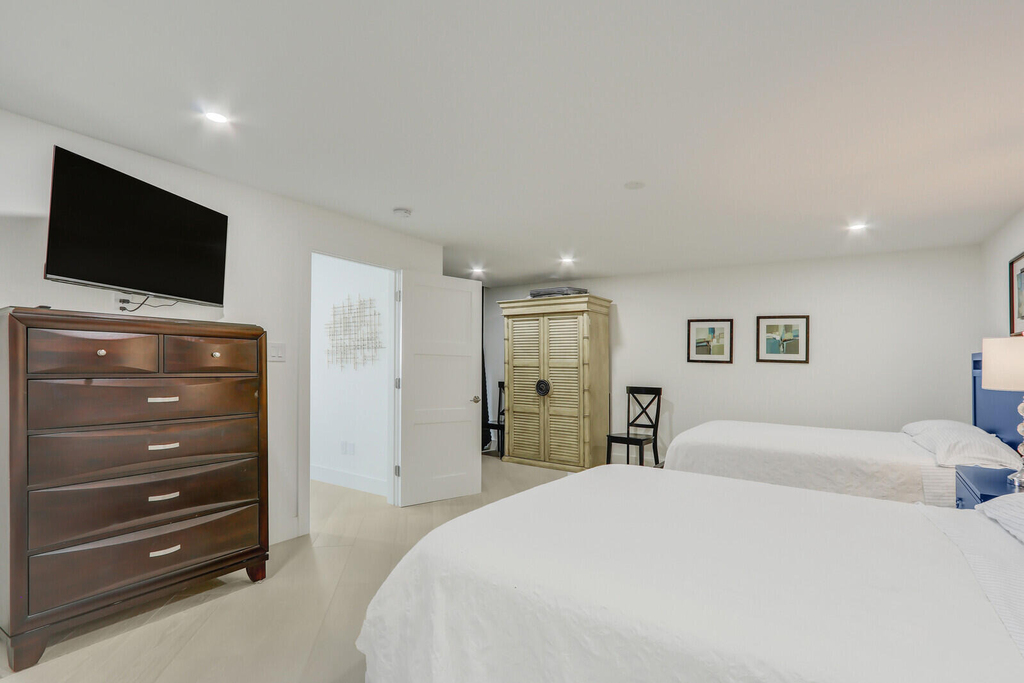 5380 N Ocean Drive - Photo 18