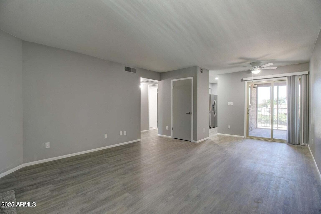 2220 W Dora Street - Photo 4