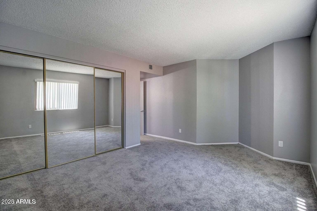 2220 W Dora Street - Photo 12
