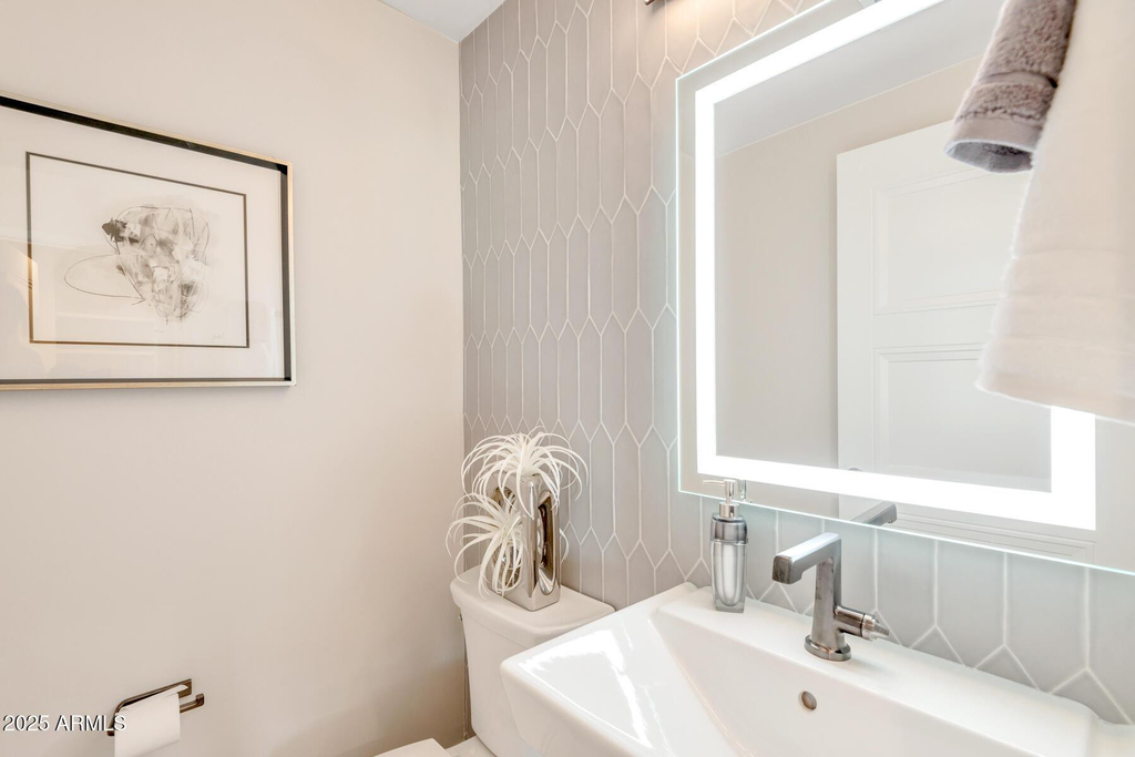 7550 E Osborn Road - Photo 15