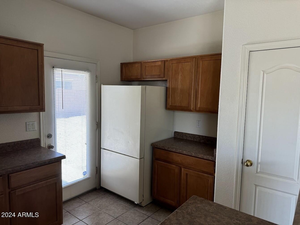 9401 W Berkeley Road - Photo 6