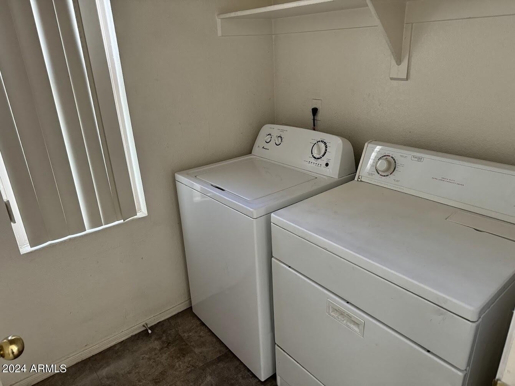 9401 W Berkeley Road - Photo 12