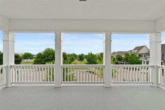 465 Travis Street - Photo 7