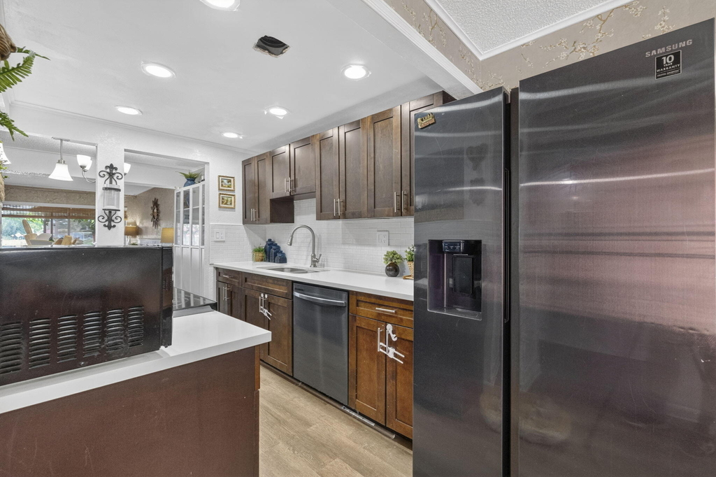 5617 Nw 16th Street - Photo 10