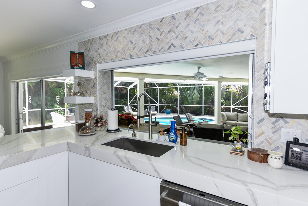 880 Hickory Terrace - Photo 8