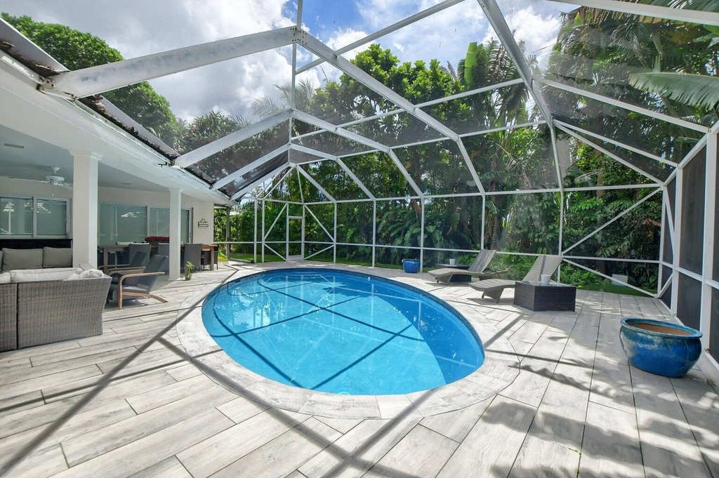 880 Hickory Terrace - Photo 31