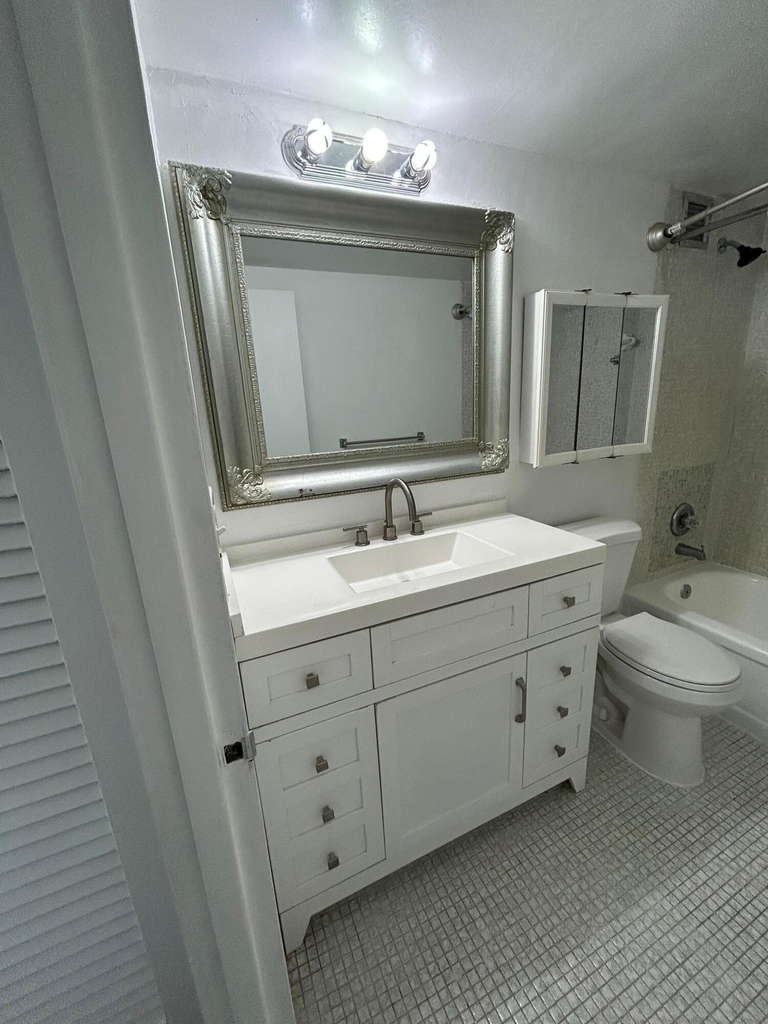 1865 79th St Causeway - Photo 5
