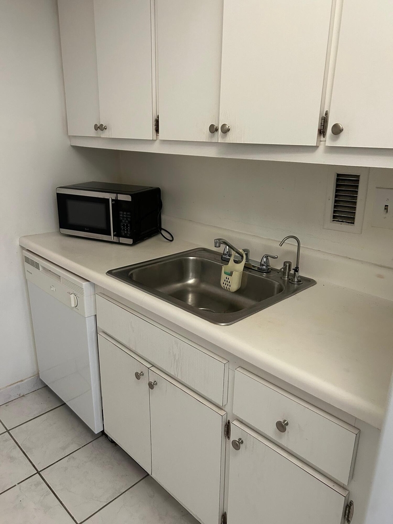 1865 79th St Causeway - Photo 6