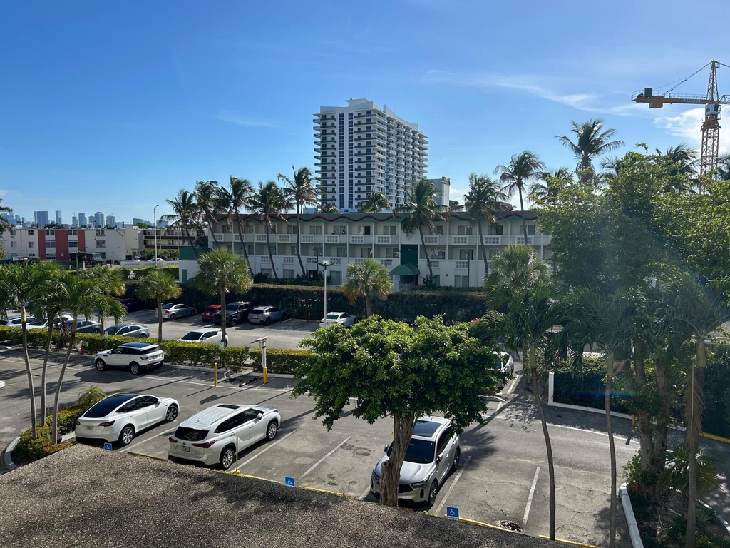 1865 79th St Causeway - Photo 1