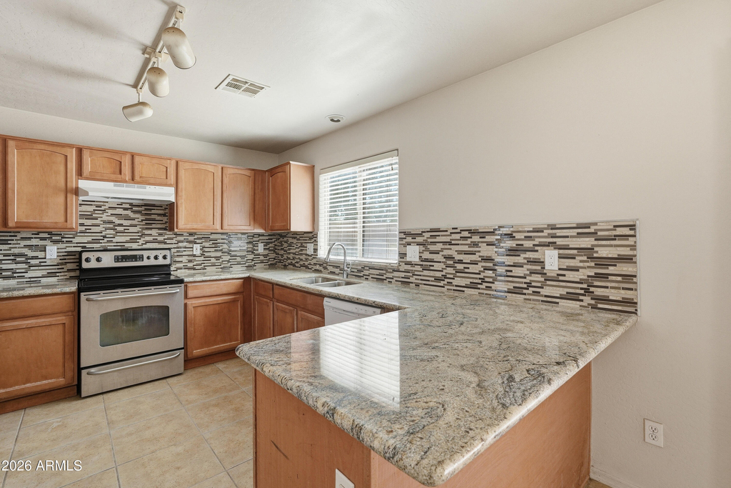 21939 W Cocopah Street - Photo 9